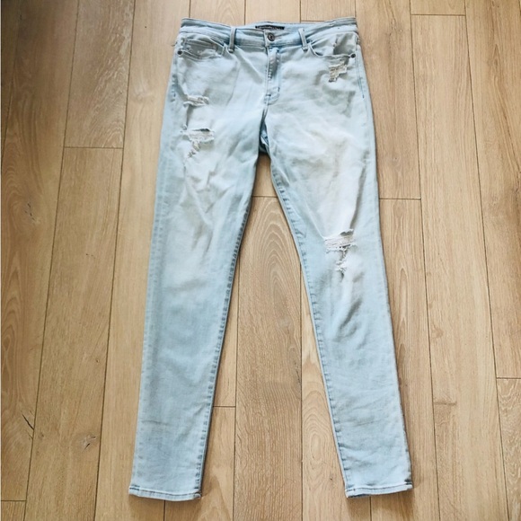 Abercrombie & Fitch Signature Collection Light Wash Blue Jeans Size 29/30R - Picture 1 of 12
